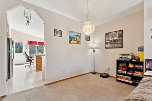 21 Citadel Crest Circle Nw, Calgary, AB - Indoor
