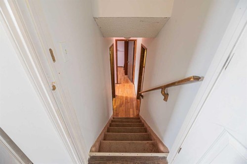 64 Castledale Crescent Ne, Calgary, AB - Indoor Photo Showing Other Room