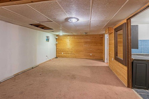 64 Castledale Crescent Ne, Calgary, AB - Indoor