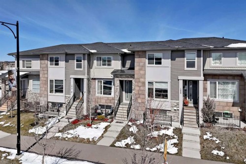 1016 Lanark Boulevard Se, Airdrie, AB - Outdoor With Facade