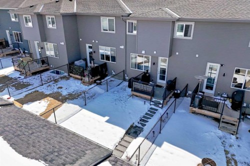 1016 Lanark Boulevard Se, Airdrie, AB - Outdoor With Exterior
