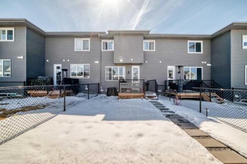 1016 Lanark Boulevard Se, Airdrie, AB - Outdoor With Exterior