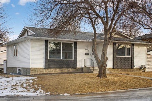 203 Lynnover Place Se, Calgary, AB - Outdoor
