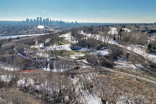 202-520 Cedar Crescent Sw, Calgary, AB - Outdoor With View