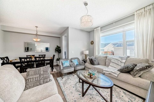 462 Walgrove Way Se, Calgary, AB - Indoor Photo Showing Living Room