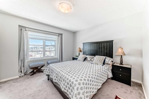 462 Walgrove Way Se, Calgary, AB - Indoor Photo Showing Bedroom