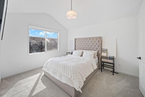 21 Sage Hill Path Nw, Calgary, AB - Indoor Photo Showing Bedroom