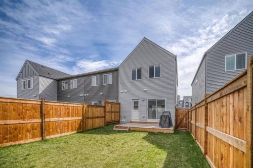21 Sage Hill Path Nw, Calgary, AB - Outdoor With Exterior