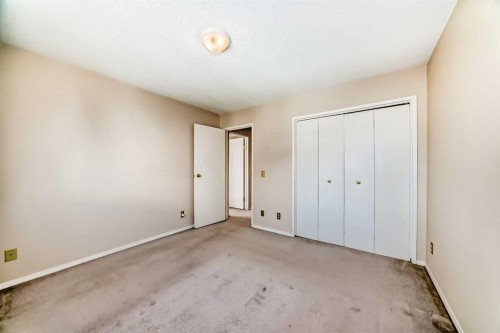 45-2727 Rundleson Road Ne, Calgary, AB - Indoor Photo Showing Other Room