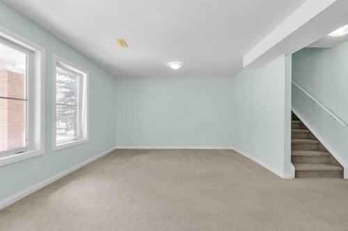 34 Royal Manor Nw, Calgary, AB - Indoor Photo Showing Other Room