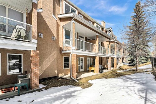 34 Royal Manor Nw, Calgary, AB - Outdoor