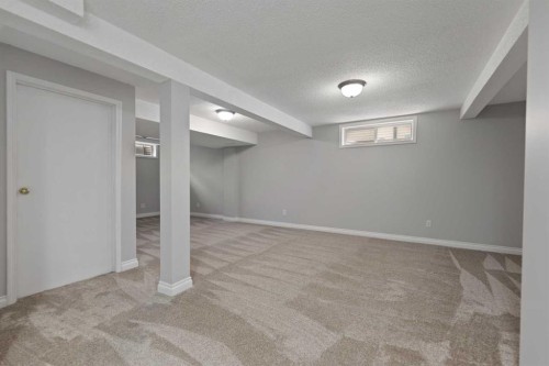 42 River Rock Road Se, Calgary, AB - Indoor
