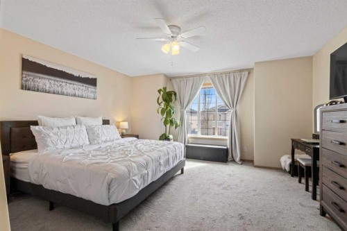 10 Taralea Bay Ne, Calgary, AB 