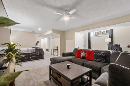 10 Taralea Bay Ne, Calgary, AB 