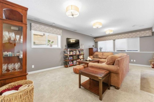 172 Auburn Bay Avenue Se, Calgary, AB - Indoor Photo Showing Other Room
