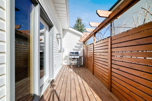 555 Woodbine Boulevard Sw, Calgary, AB 