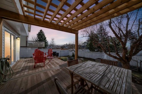 555 Woodbine Boulevard Sw, Calgary, AB - Outdoor With Deck Patio Veranda With Exterior