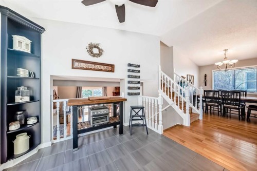 555 Woodbine Boulevard Sw, Calgary, AB 