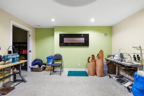 13 Tuscany Ridge Mews Nw, Calgary, AB - Indoor