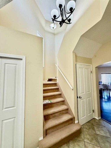 13 Tuscany Ridge Mews Nw, Calgary, AB - Indoor Photo Showing Other Room