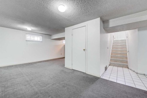 48 Westover Drive Sw, Calgary, AB - Indoor