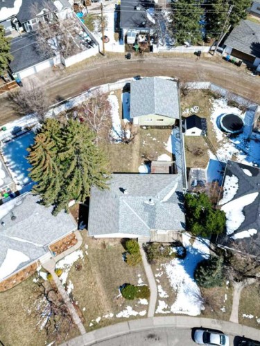 48 Westover Drive Sw, Calgary, AB - Outdoor