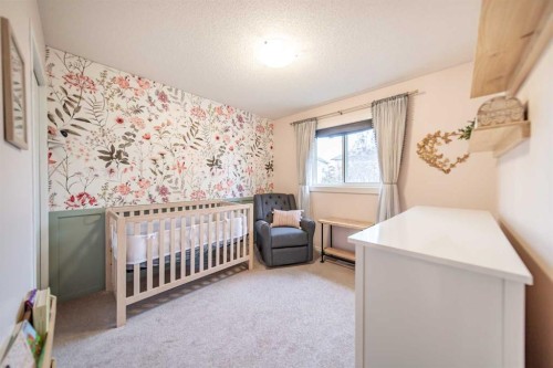 17 Hidden Close Nw, Calgary, AB 