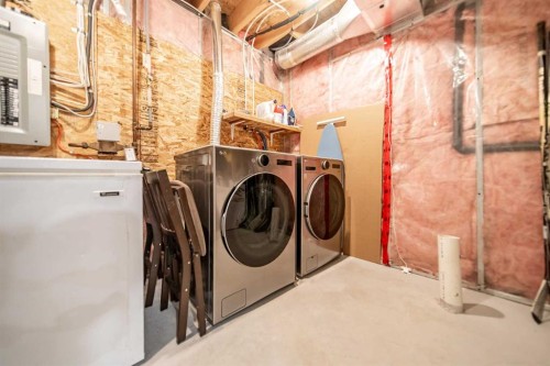 17 Hidden Close Nw, Calgary, AB 