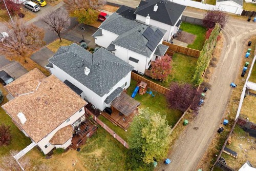 17 Hidden Close Nw, Calgary, AB 