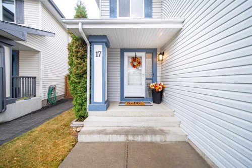 17 Hidden Close Nw, Calgary, AB 