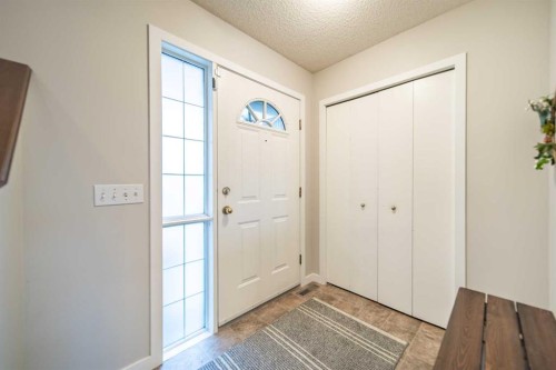 17 Hidden Close Nw, Calgary, AB 