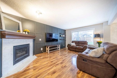 17 Hidden Close Nw, Calgary, AB 