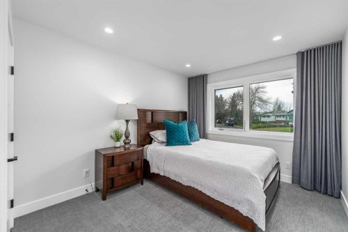 2328 58 Avenue Sw, Calgary, AB - Indoor Photo Showing Bedroom