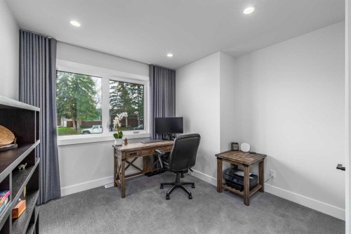 2328 58 Avenue Sw, Calgary, AB - Indoor Photo Showing Office