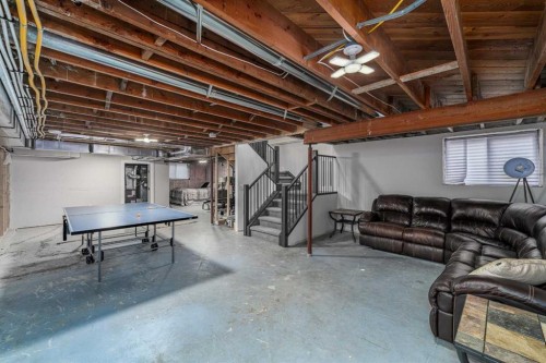 2328 58 Avenue Sw, Calgary, AB - Indoor Photo Showing Basement