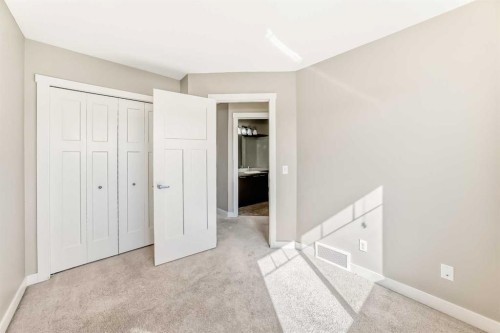 636 Skyview Ranch Grove Ne, Calgary, AB - Indoor Photo Showing Other Room
