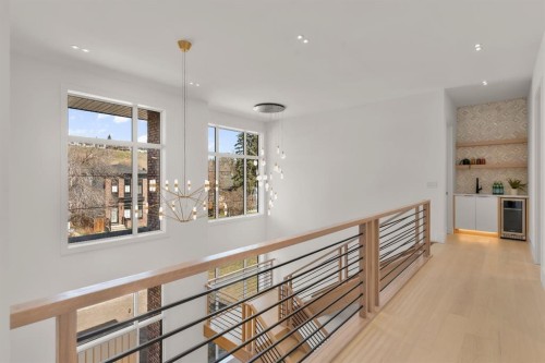 2613 6 Avenue Nw, Calgary, AB - Indoor Photo Showing Other Room