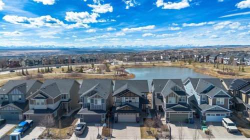 69 Sundown Grove  Cochrane, AB T4C 0X5