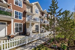 47 Toscana Gardens  Calgary, AB T3L 3C2