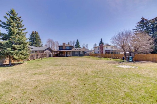69 Suntree Lane, Okotoks, AB - Outdoor