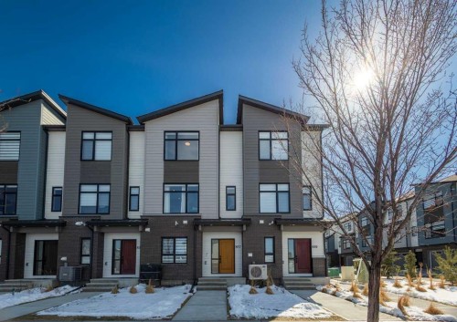 897 Mahogany Boulevard Se, Calgary, AB - Outdoor With Facade