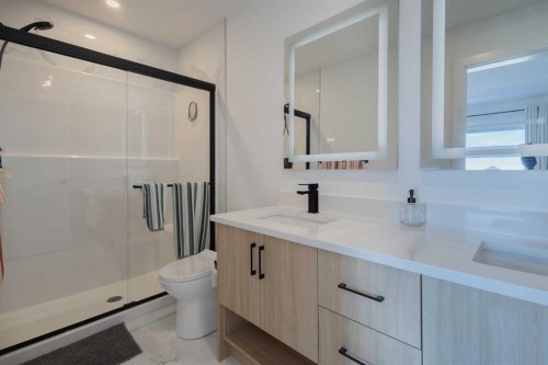 897 Mahogany Boulevard Se, Calgary, AB - Indoor Photo Showing Bathroom