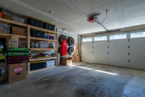 897 Mahogany Boulevard Se, Calgary, AB - Indoor Photo Showing Garage