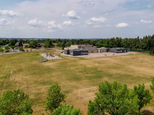 1442 Sunwood Road Se, Calgary, AB - Outdoor With View