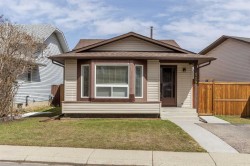 119 Bedfield Close NE Calgary, AB T3K 3L6