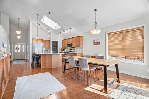 611 Cavendish Beach Bay, Chestermere, AB - Indoor