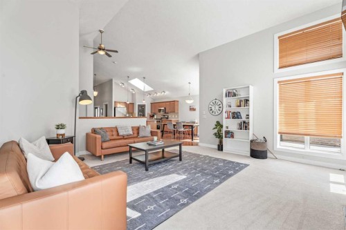611 Cavendish Beach Bay, Chestermere, AB - Indoor Photo Showing Living Room