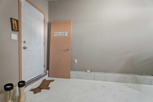 611 Cavendish Beach Bay, Chestermere, AB - Indoor Photo Showing Other Room