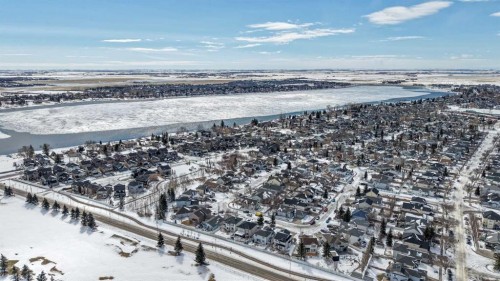 611 Cavendish Beach Bay, Chestermere, AB - Outdoor With View