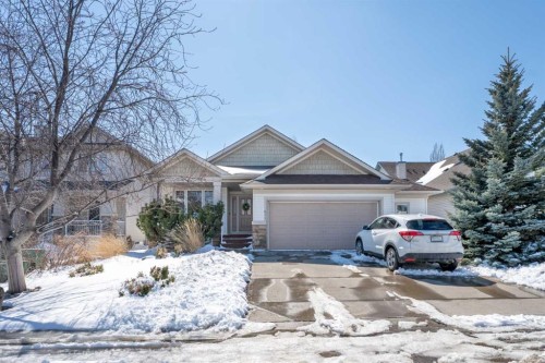 611 Cavendish Beach Bay, Chestermere, AB - Outdoor With Facade
